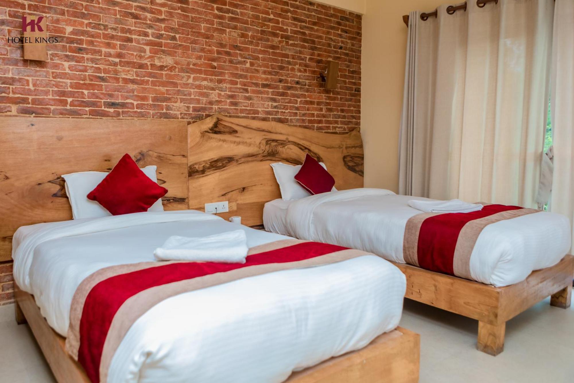 Hotel Kings Pokhara Exterior foto